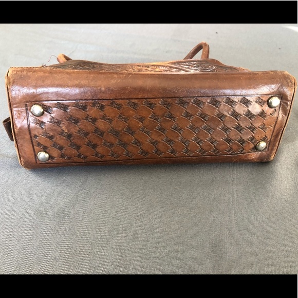 Vintage Matador Tooled Handbag - Picture 8 of 8